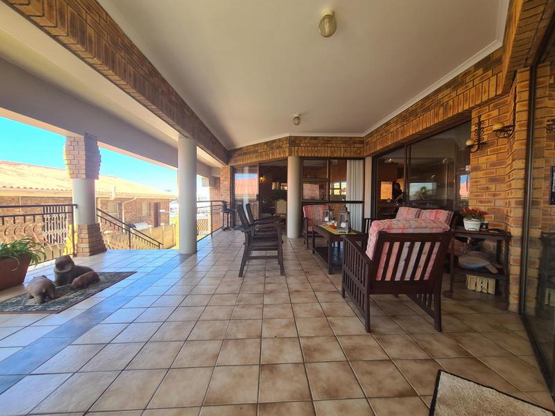 7 Bedroom Property for Sale in Noorsekloof Eastern Cape